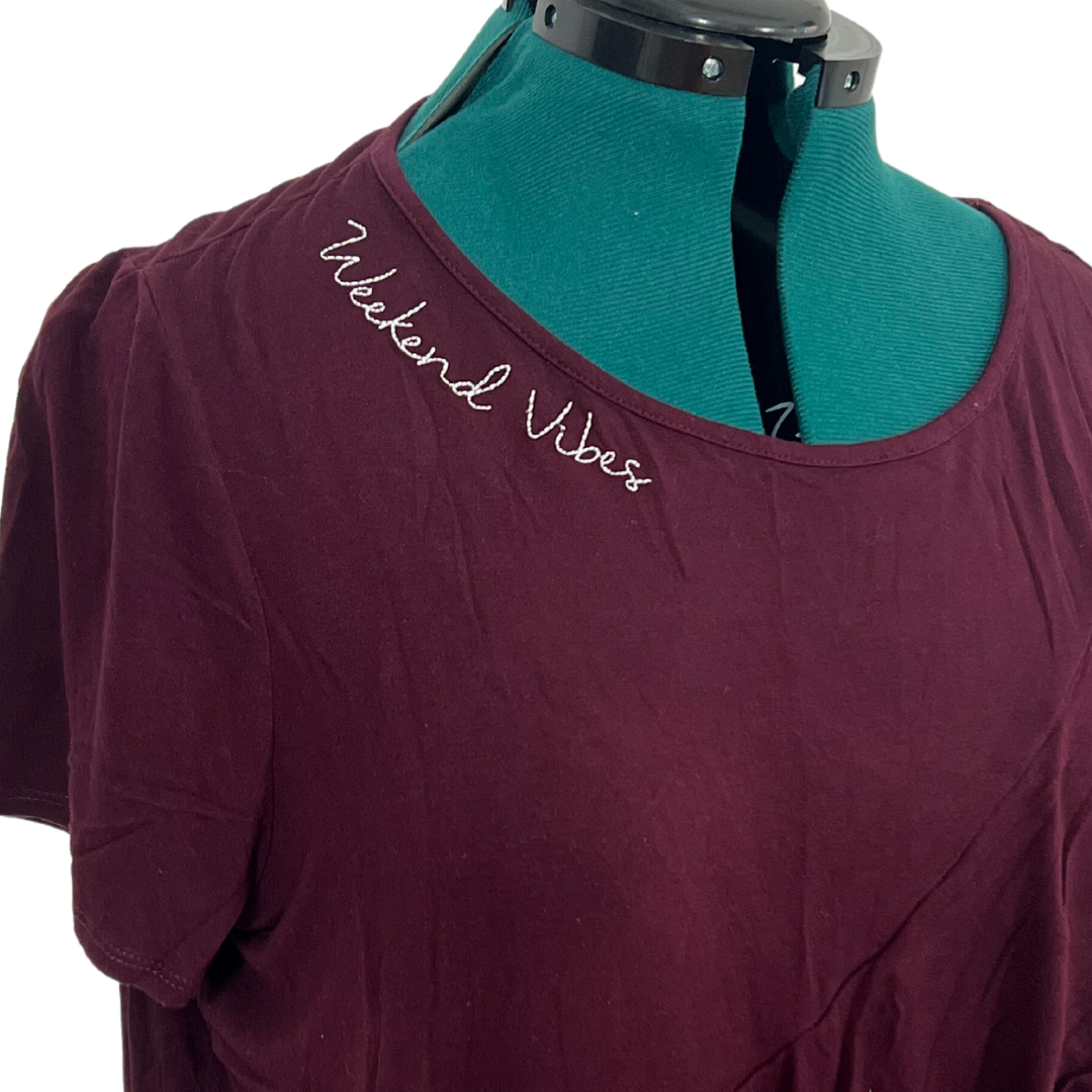 Burgundy "Weekend Vibes" Ruffle Tee