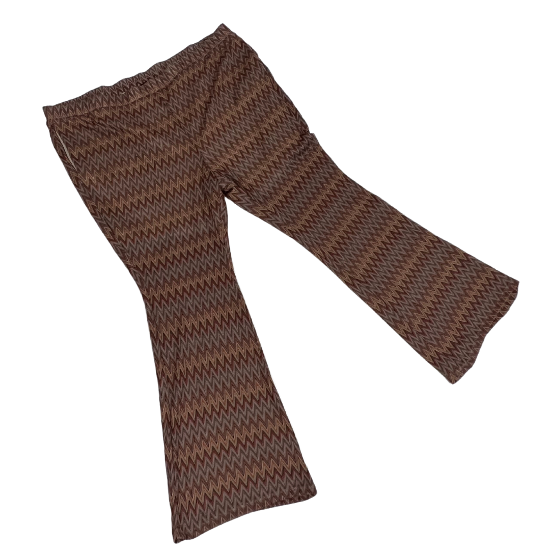 Chevron Patterned Mesh Flare Leg Pants