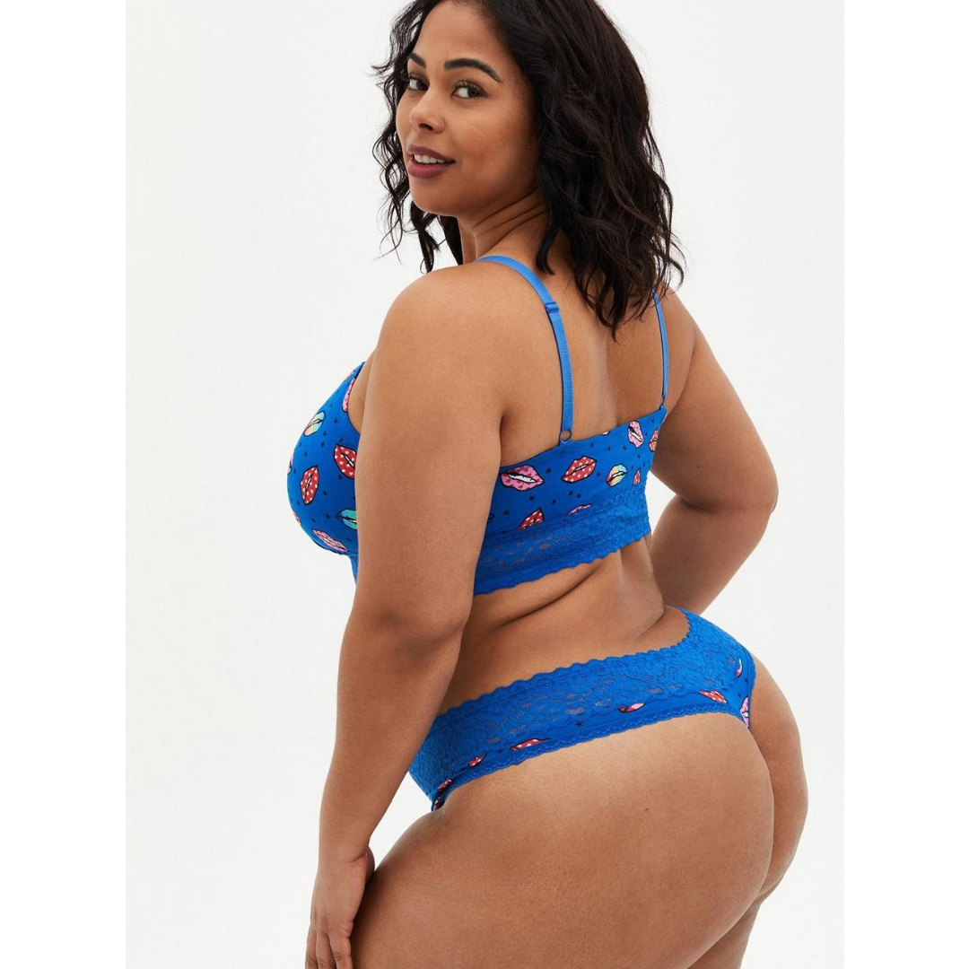 Blue Lip Print Lace Trim Thong NWOT