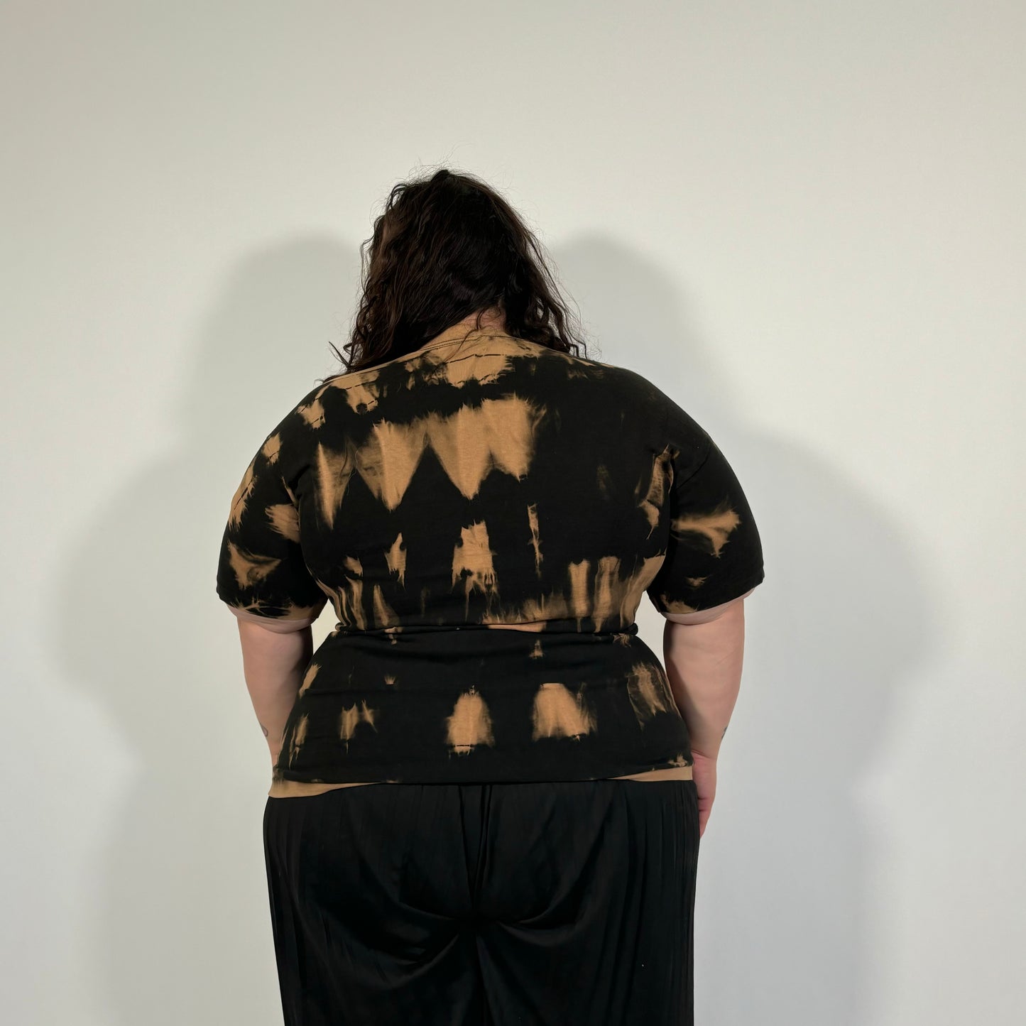 Bleach Dye 80s Puff Paint Graphic Tee