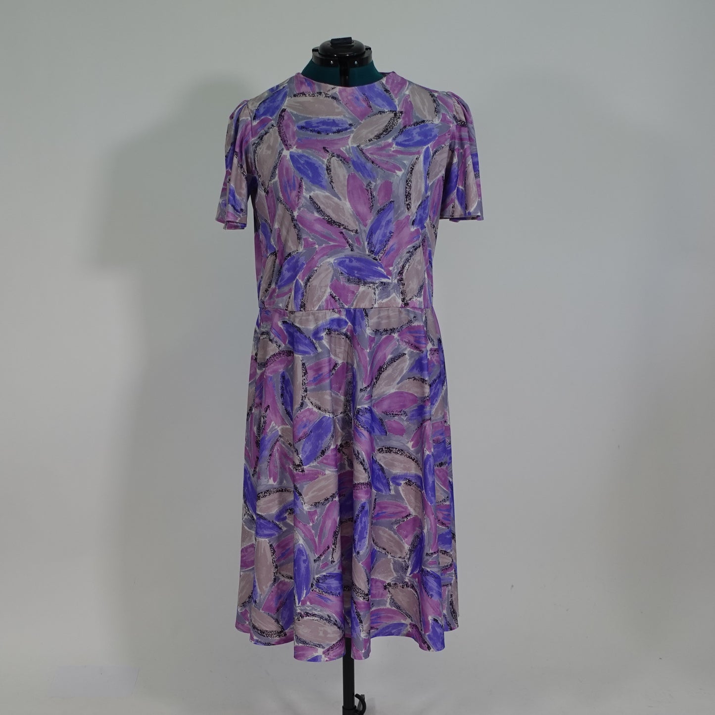 Purple Abstract Print Knee Length Dress