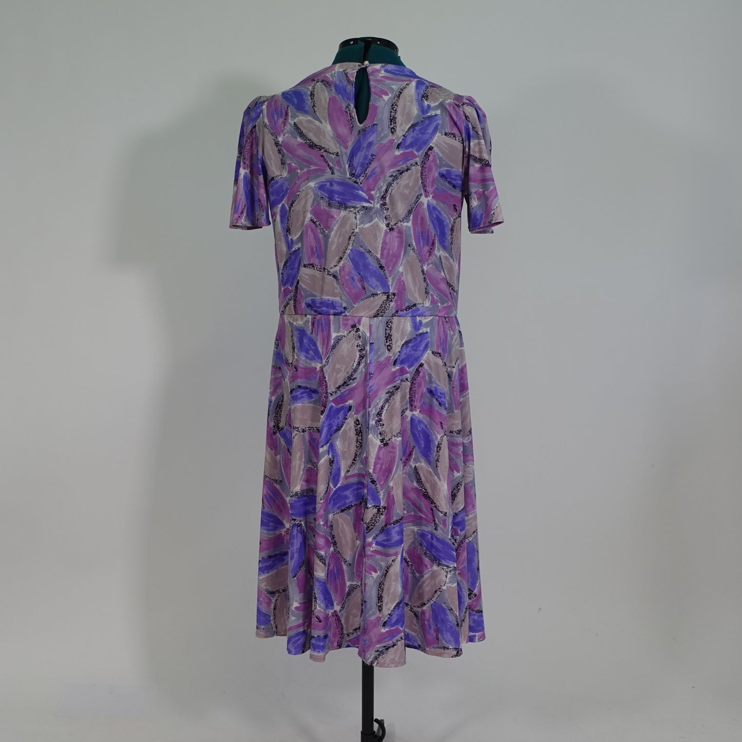 Purple Abstract Print Knee Length Dress