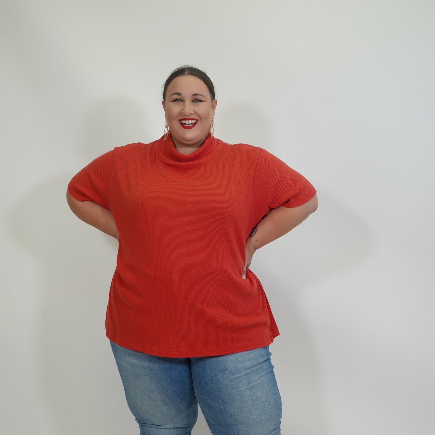 Vintage Red Ribbed Short Sleeve Turtle Neck