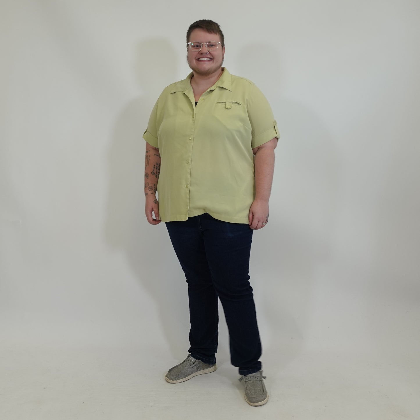 Vintage Pale Green Short Sleeve Button Up