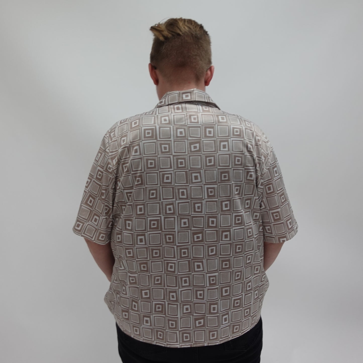 Beige Vintage Geometric Print Short Sleeve Button Up