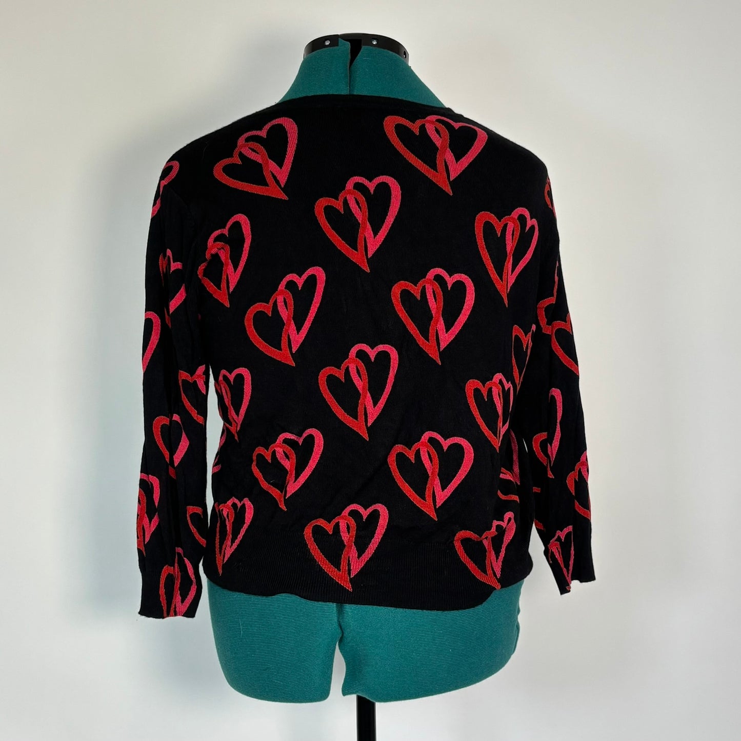 Black Heart Print Cropped Cardigan