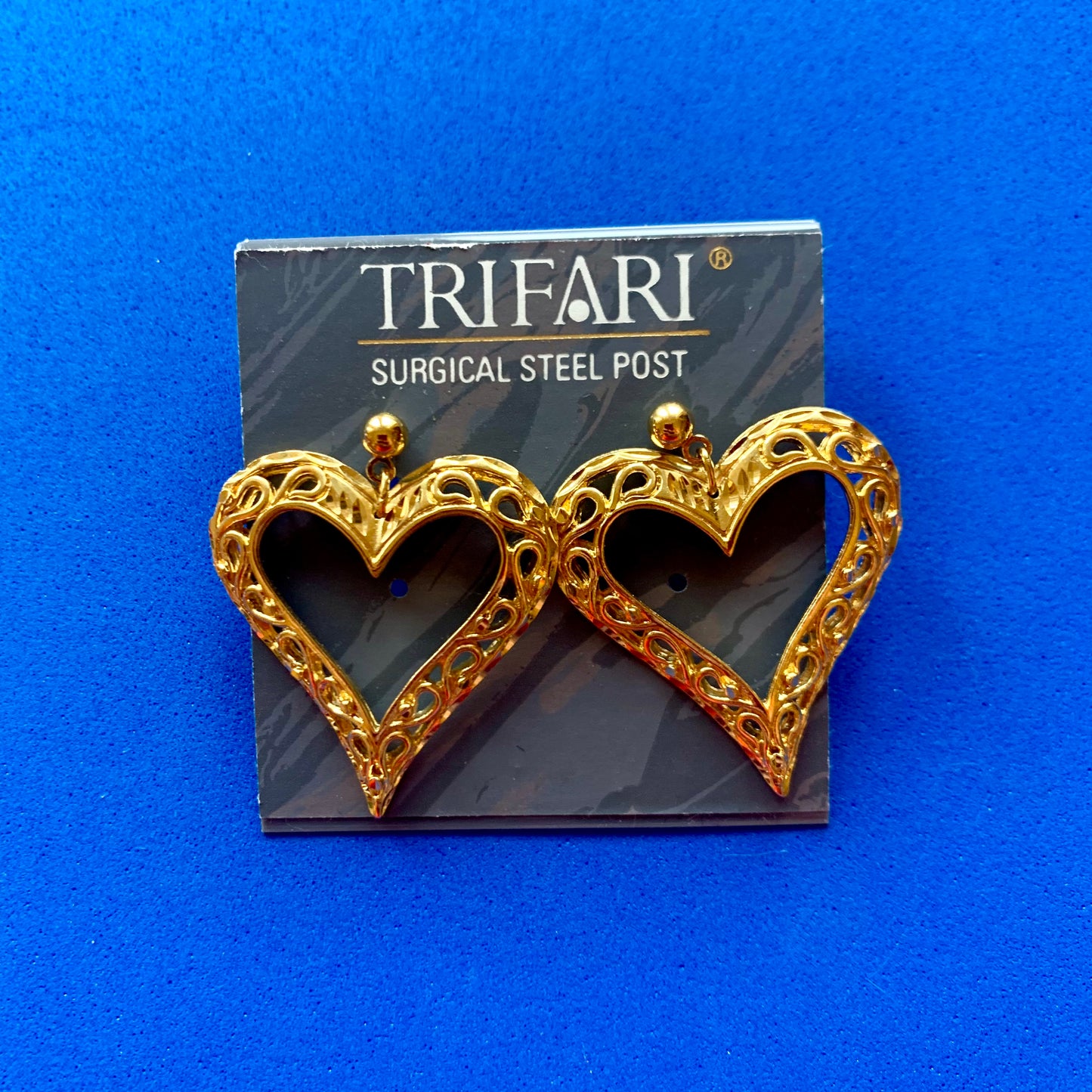 Vintage Deadstock Trifari Gold Heart Filagree Earrings