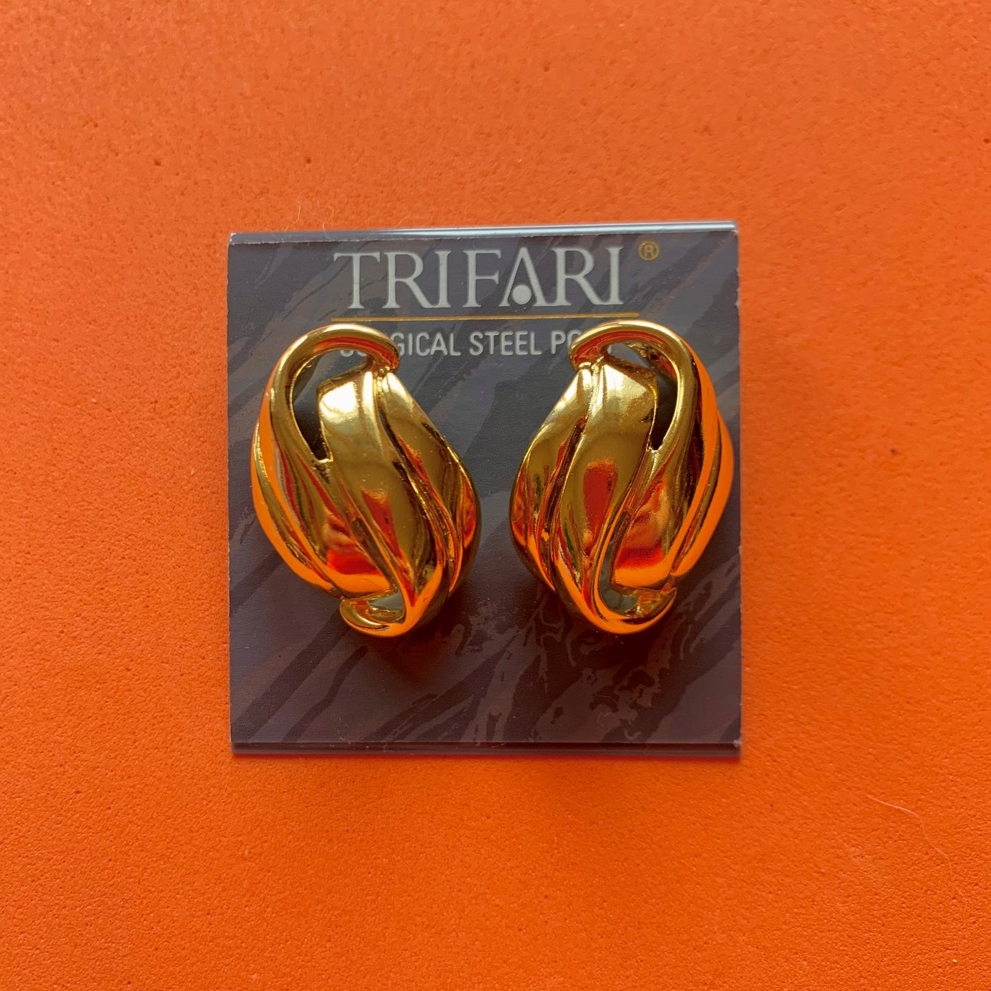 Vintage Deadstock Trifari Gold Knot Earrings