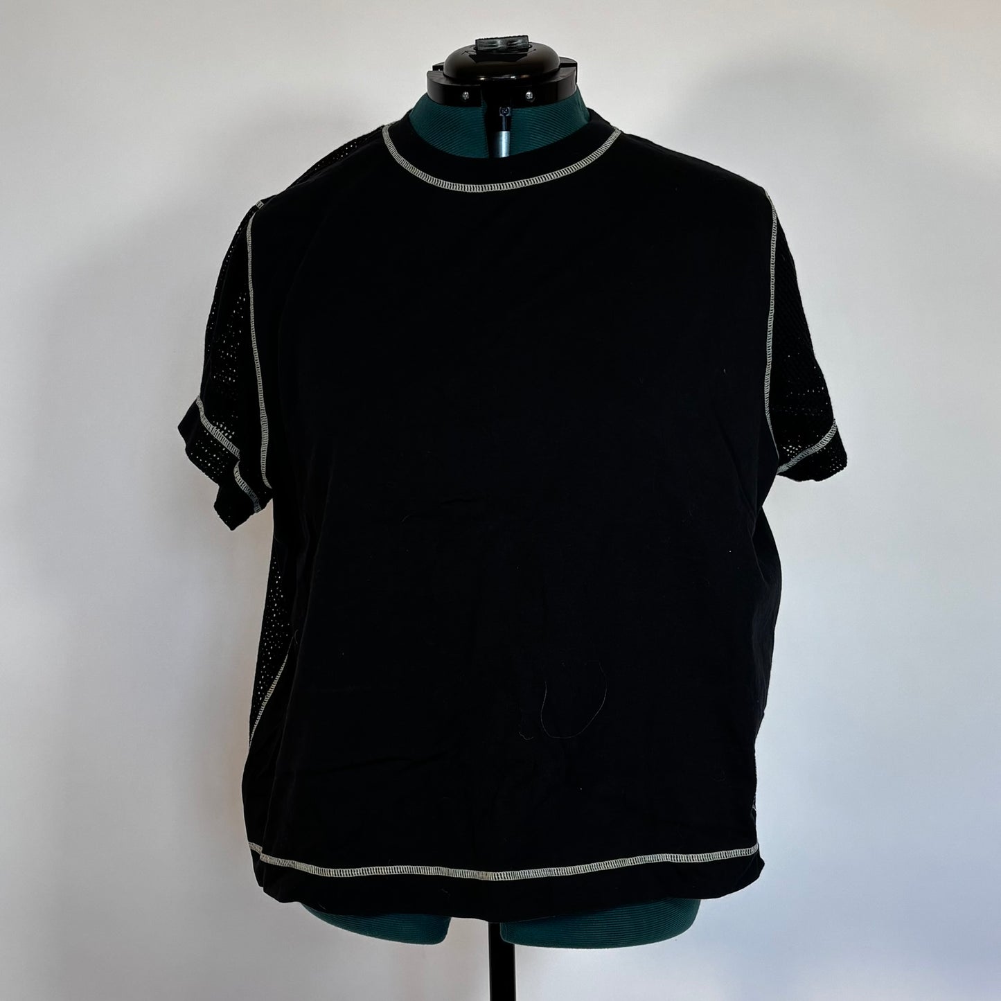 Nike Mesh Back Black Top