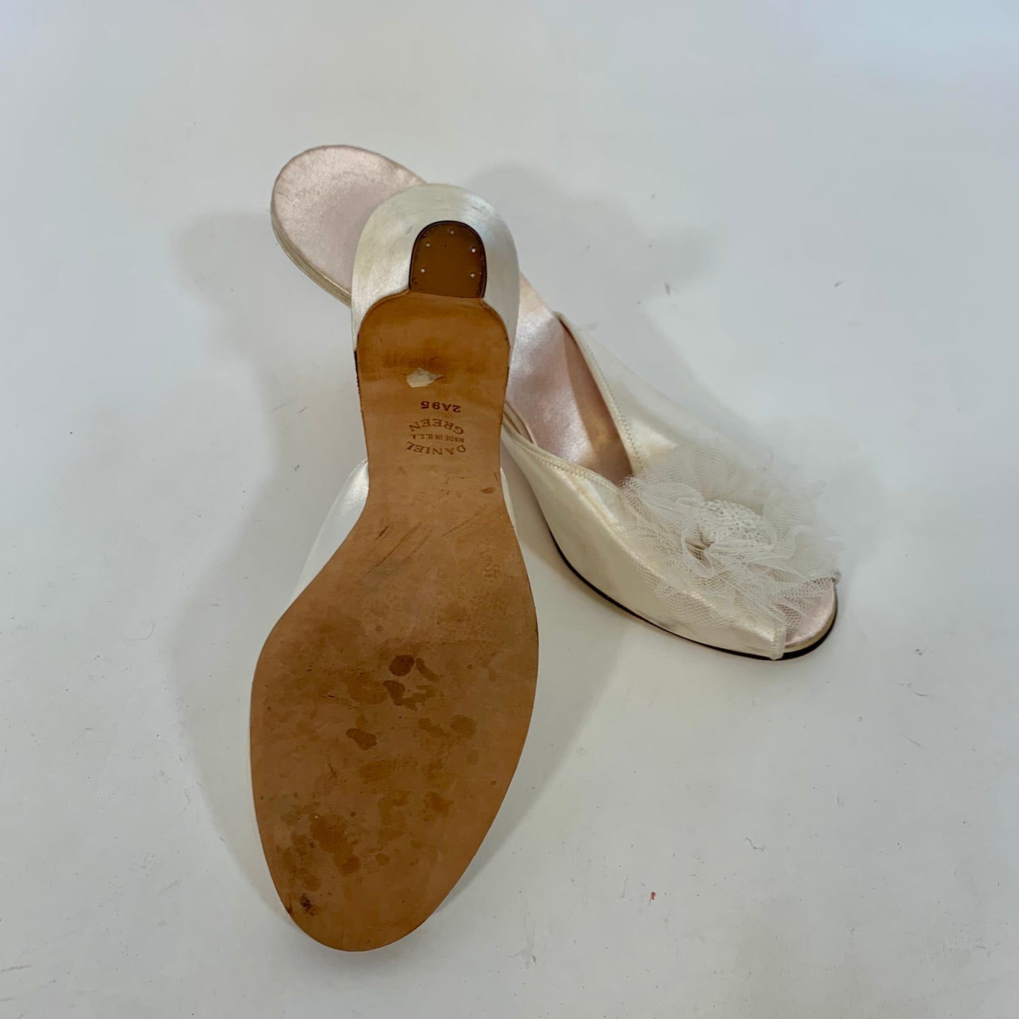 Sz 7 Vintage 1940s Daniel Green Light Pink Satin Boudoir Heels