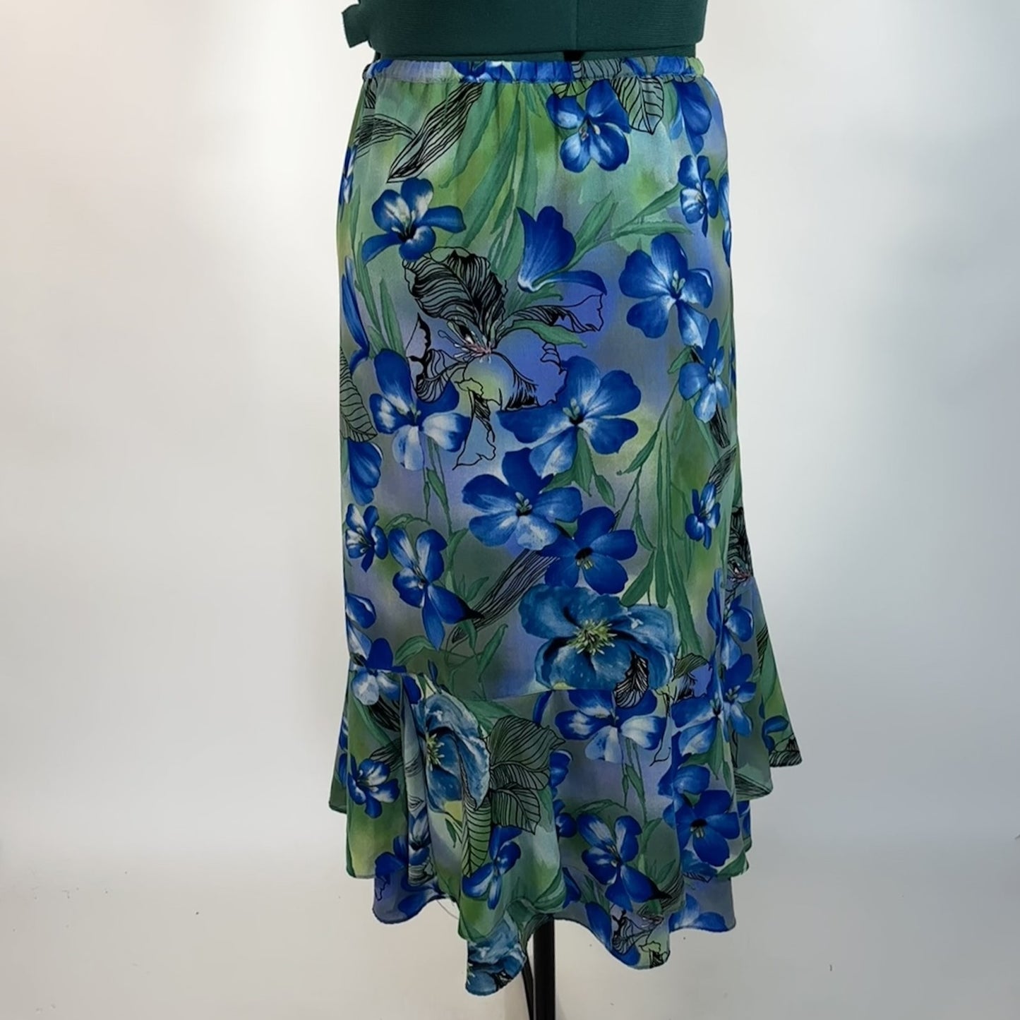 Vintage Green and Blue Floral Ruffle Hem Midi Skirt