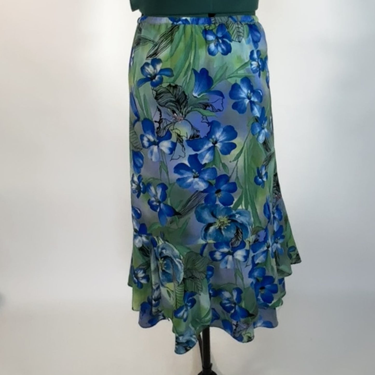 Vintage Green and Blue Floral Ruffle Hem Midi Skirt