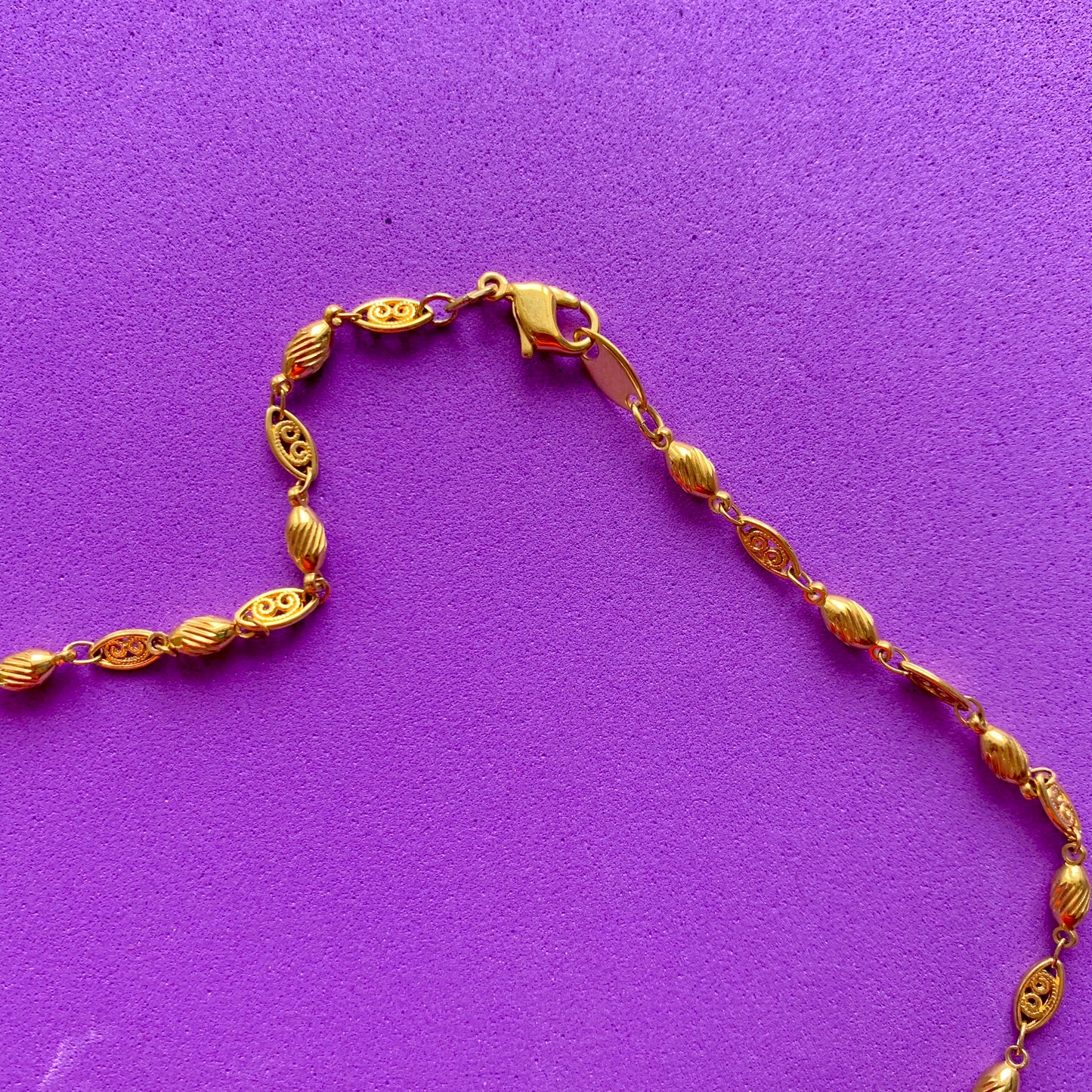 Vintage Gold-Toned Dainty Filigree Chain Necklace