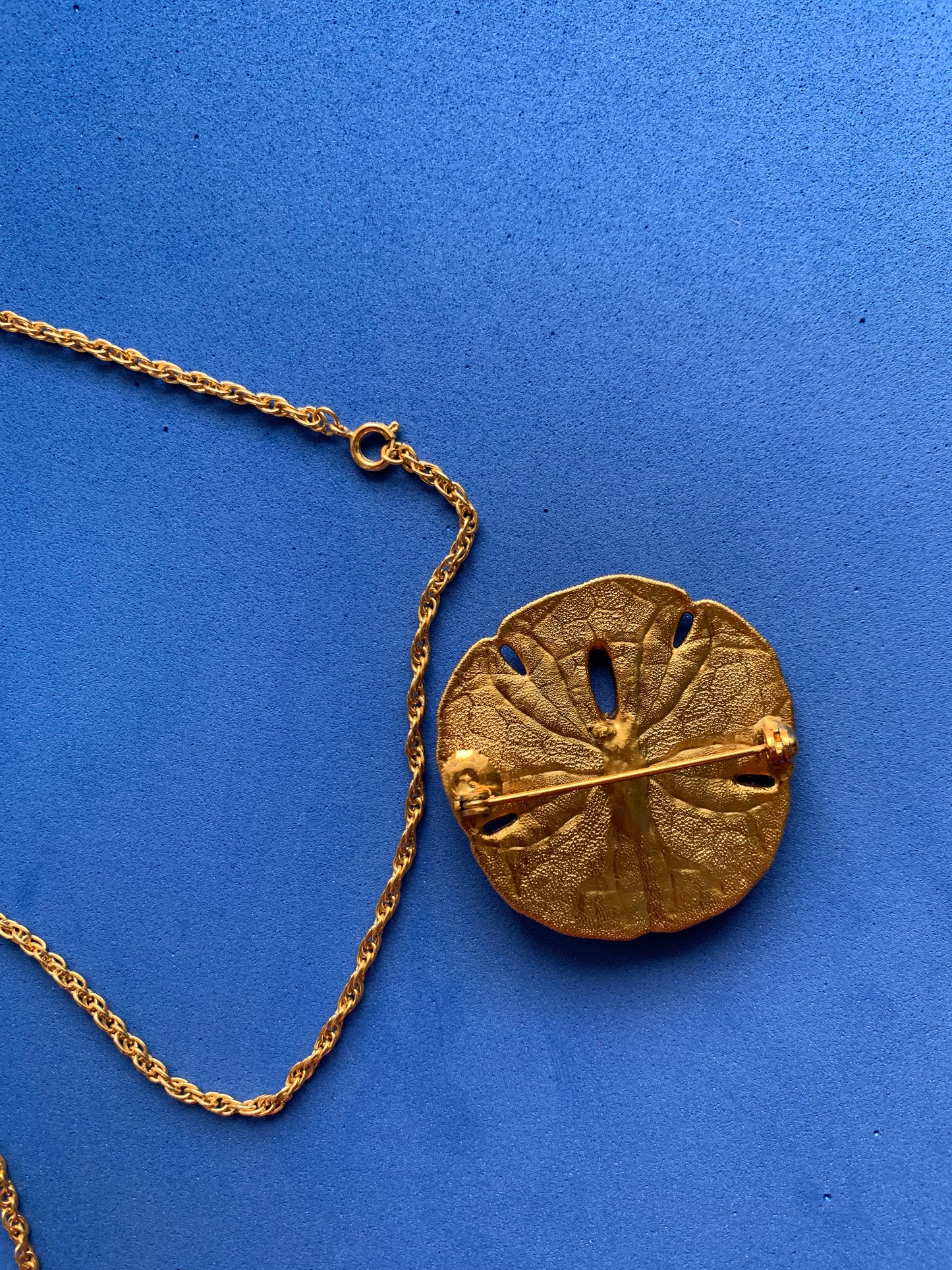 Vintage Gold-Toned Sand Dollar Pendant Necklace and Brooch Set
