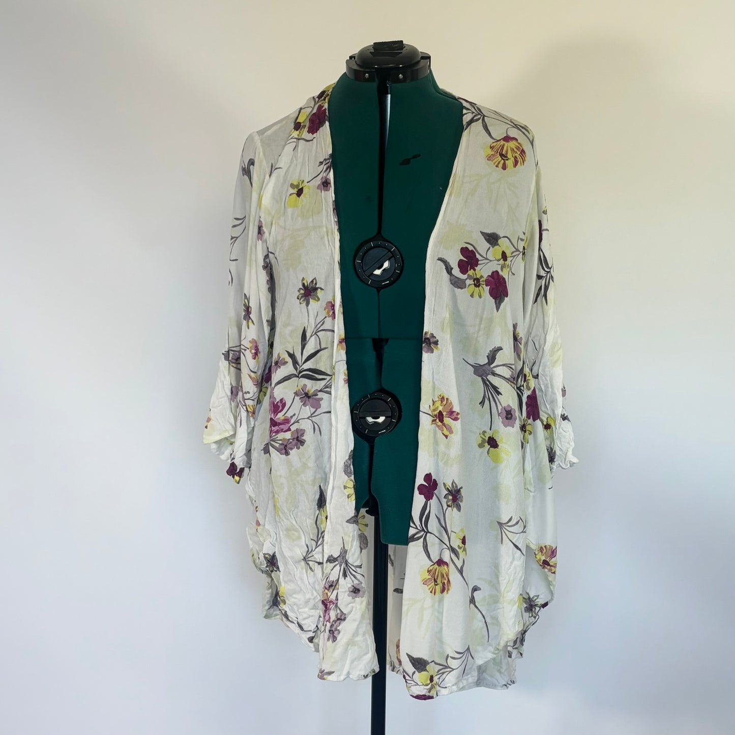 Torrid White Floral Open Front Cardigan