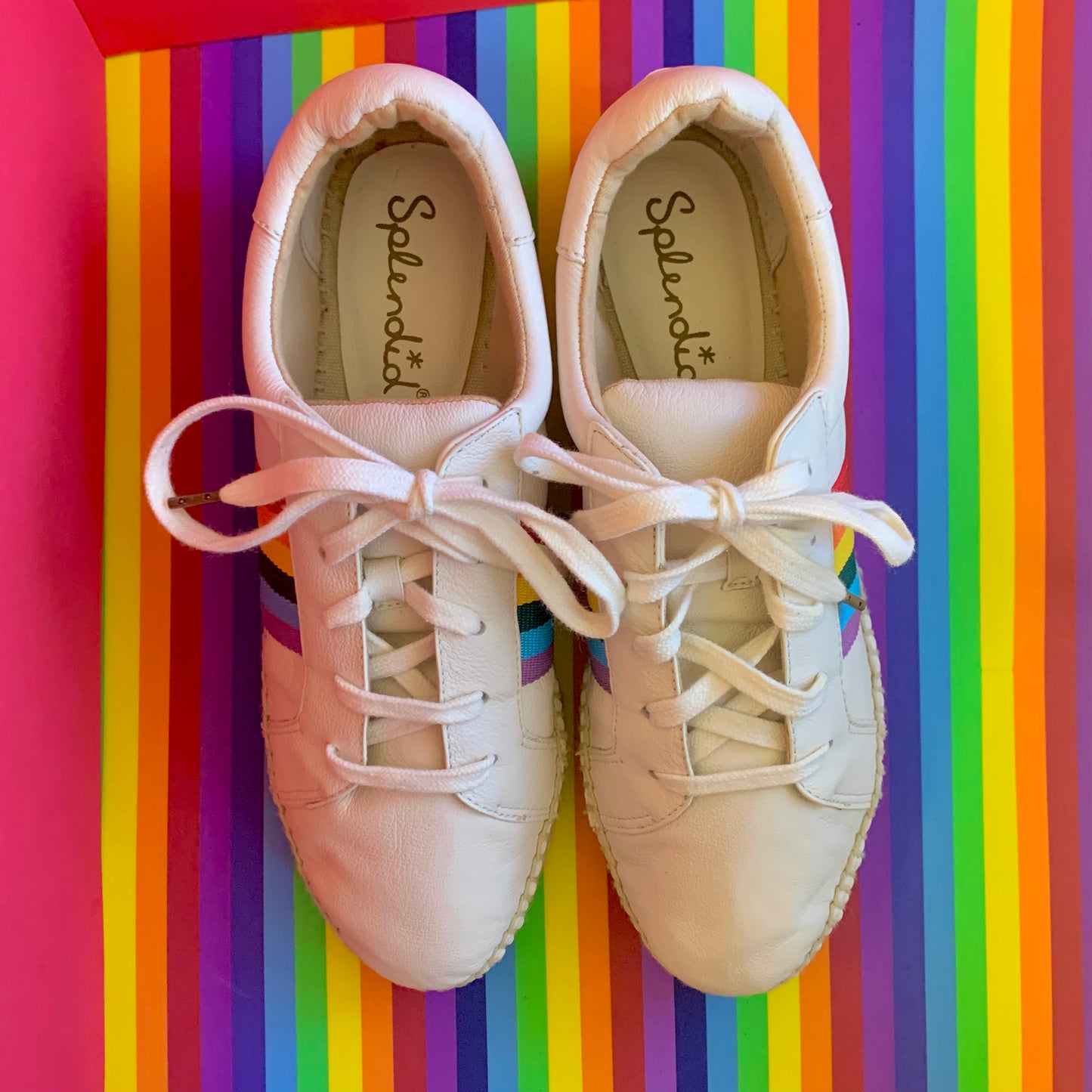 NEW Sz 9 Splendid Brand Rainbow Stripe White Leather Sneakers