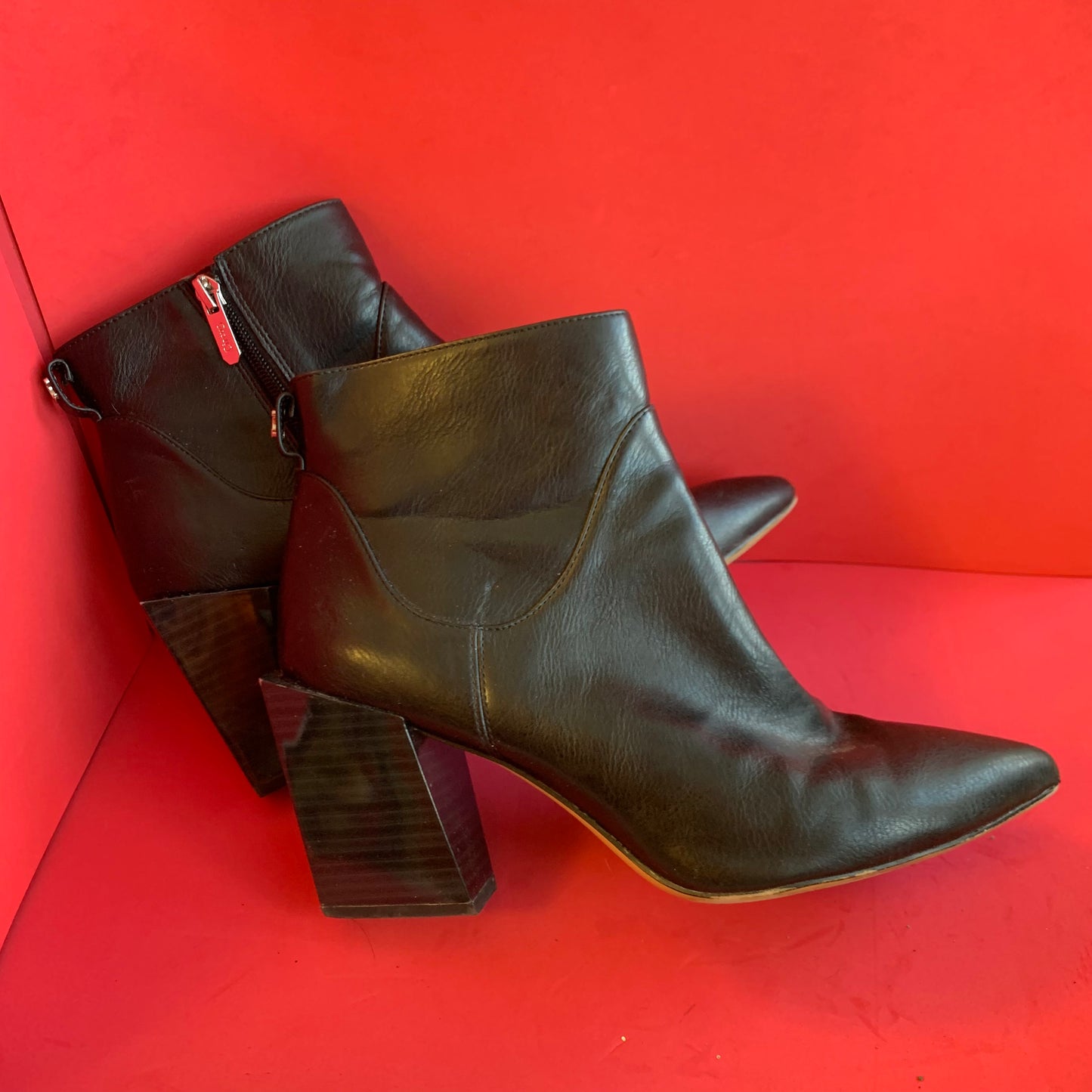 Sz 9 Circus by NY Black Leather Block Heel Ankle Boots