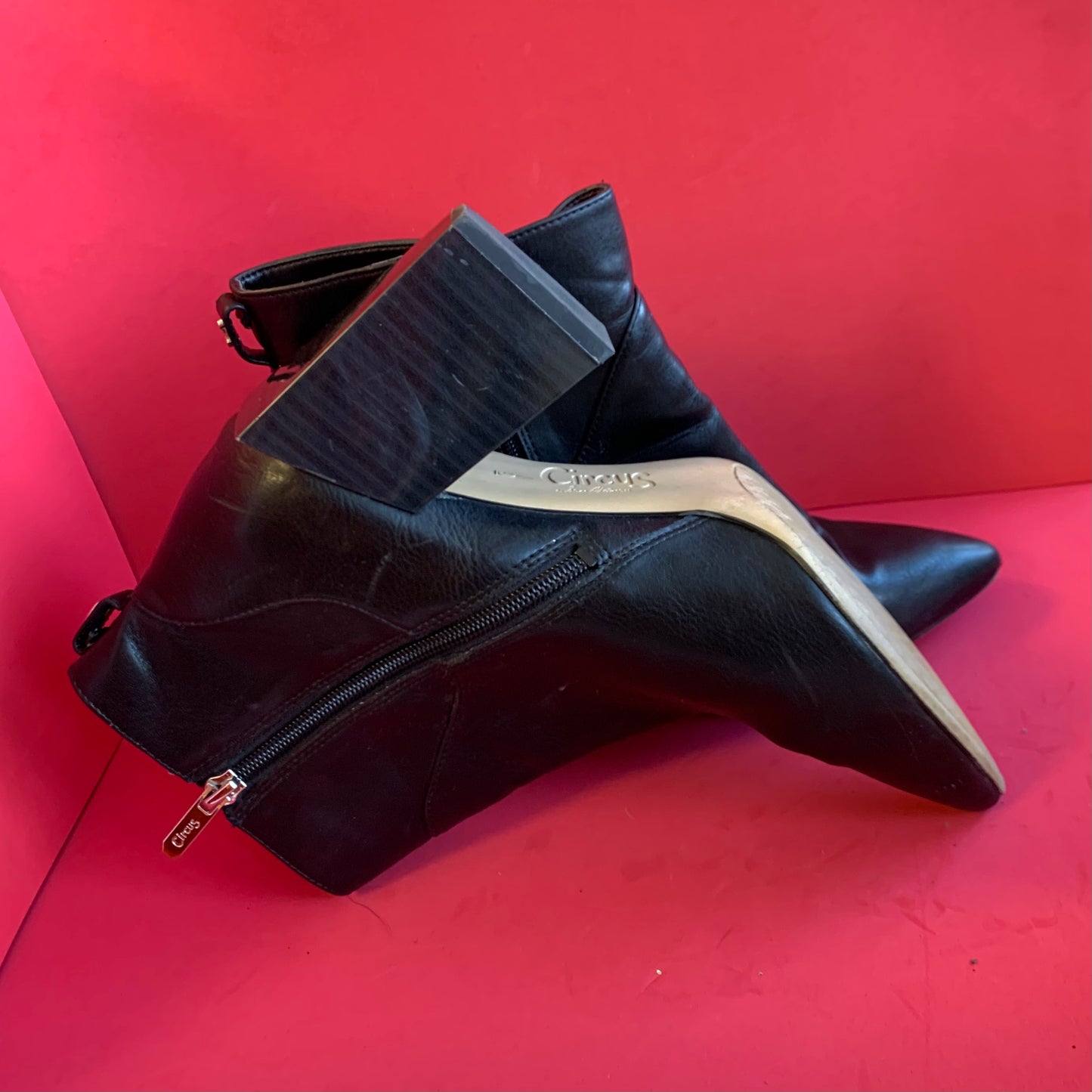 Sz 9 Circus by NY Black Leather Block Heel Ankle Boots