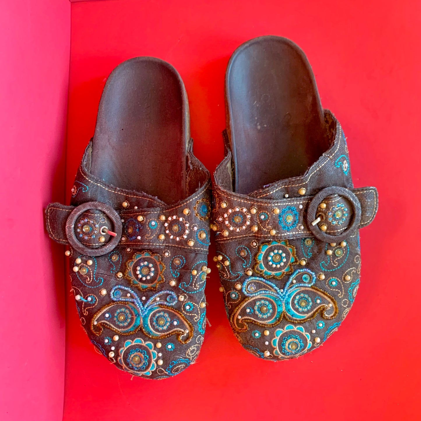 Sz 8 Vintage Vintage Rampage Beaded Clogs