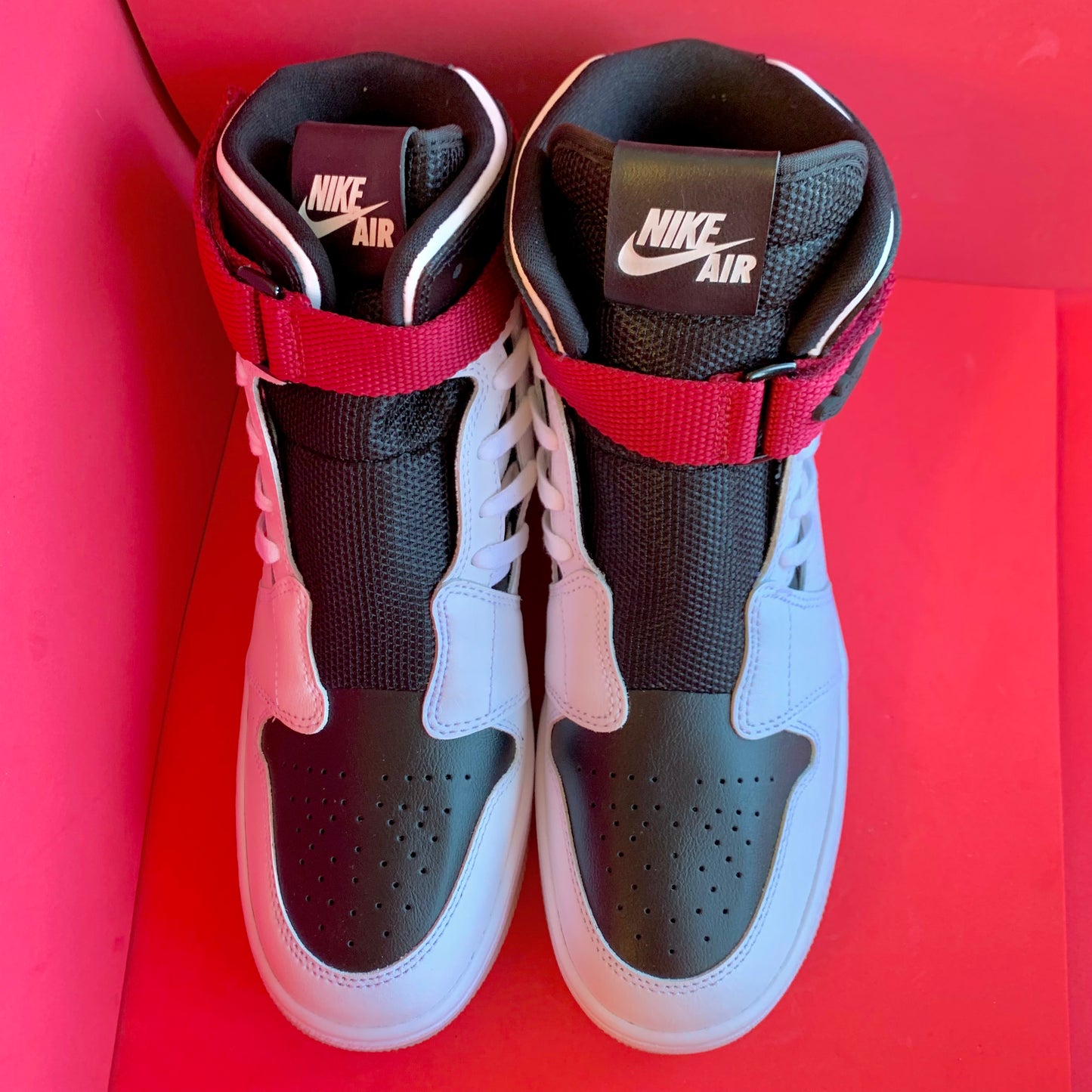 Sz W9 Air Jordan 1 Nova XX Black/White/Red Sneakers