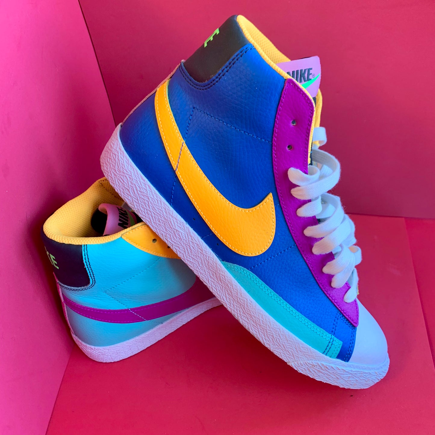 Sz 7Y Nike Blazer Mid Battle Blue/Laser Orange Sneakers