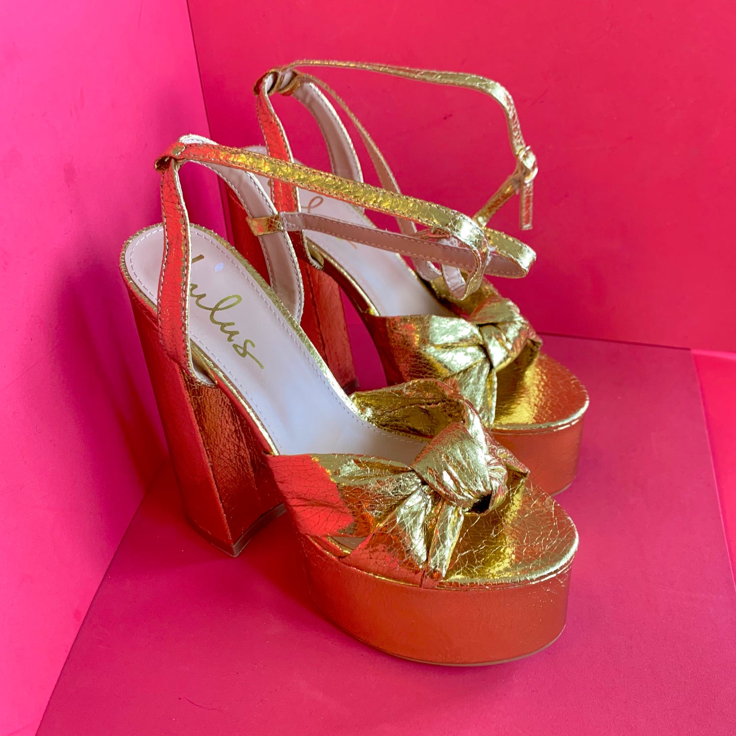 Sz 7 Lulus Metallic Gold Platform Heels