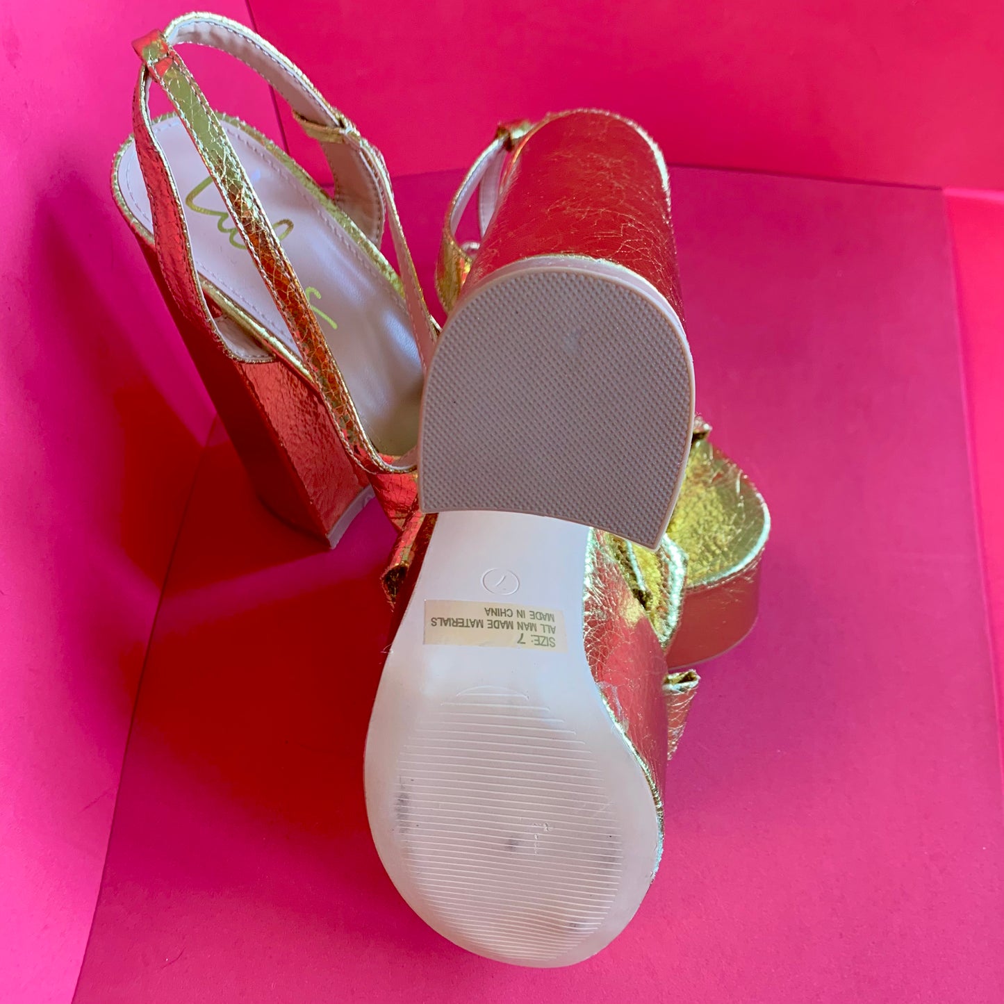 Sz 7 Lulus Metallic Gold Platform Heels