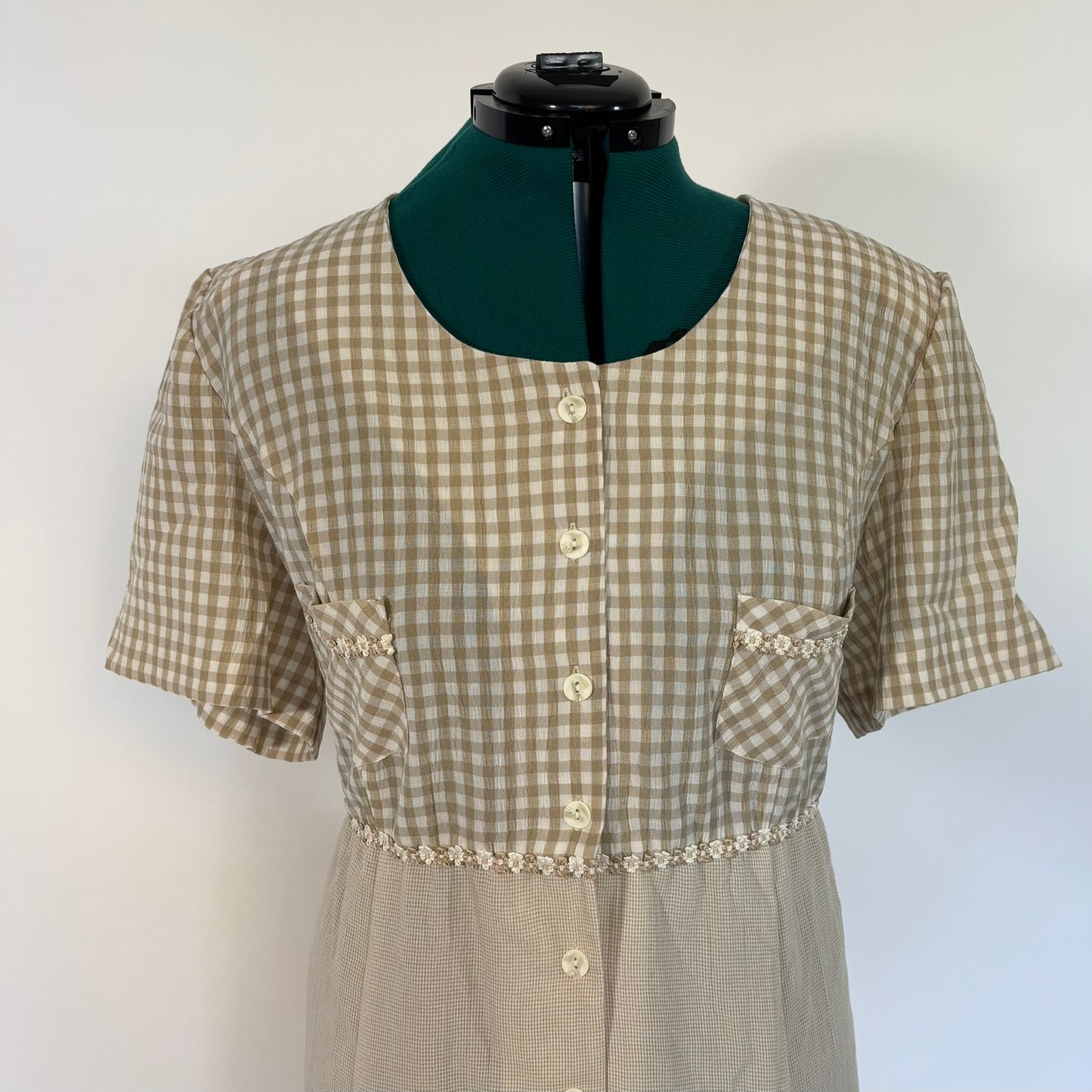 Vintage Betsy Lauren Beige Gingham Button Front 90s Teacher Dress