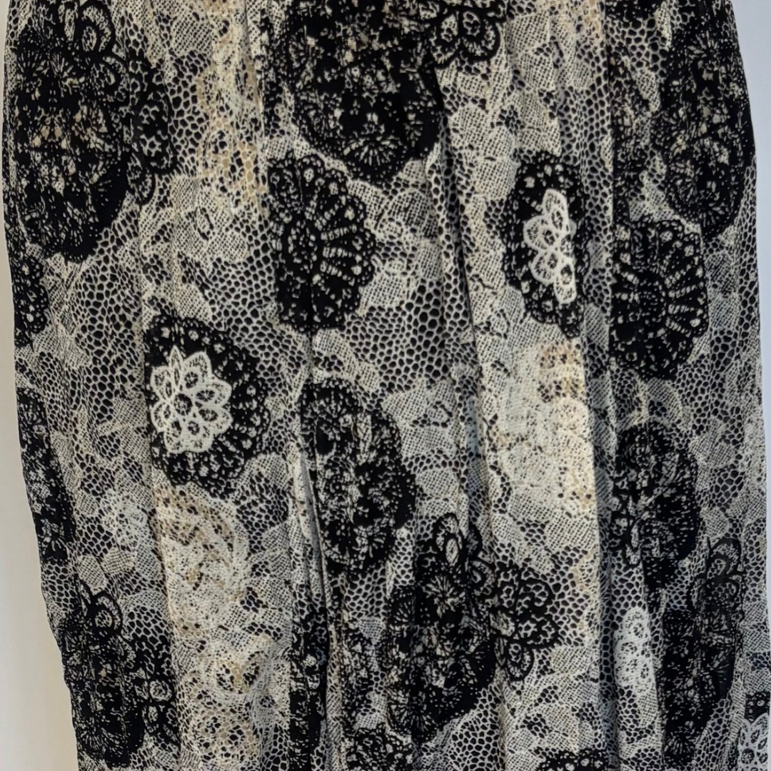 Vintage Fashion Bug Black and White Lace Print Midi Skirt