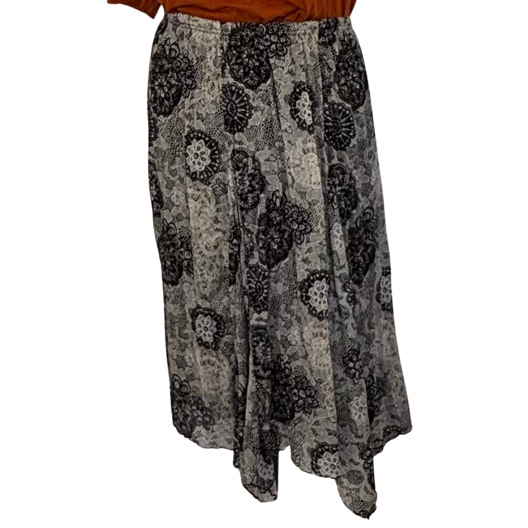 Vintage Fashion Bug Black and White Lace Print Midi Skirt