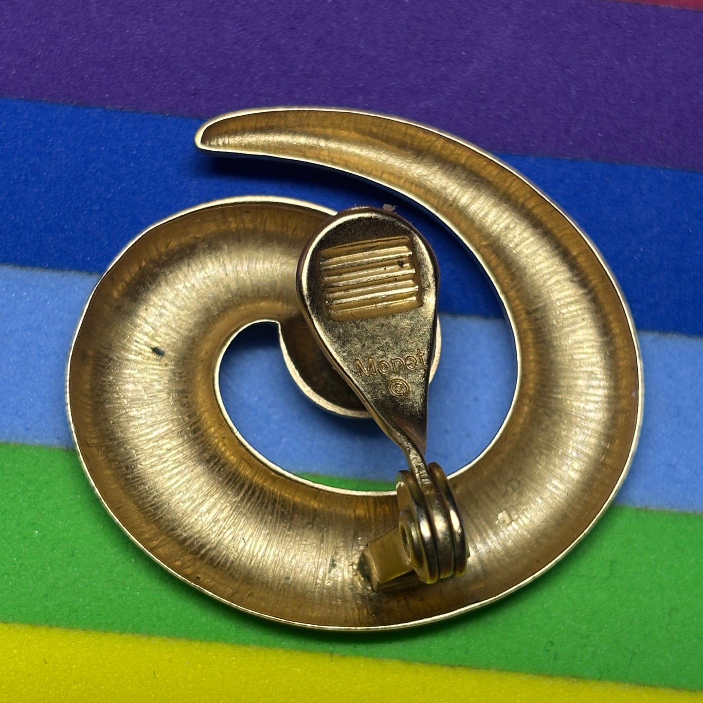 Vintage Signed Monet Gold Swirl Clip on Earrings
