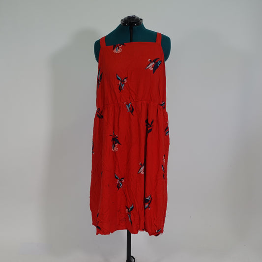 Red Minimalist Floral Print Dress