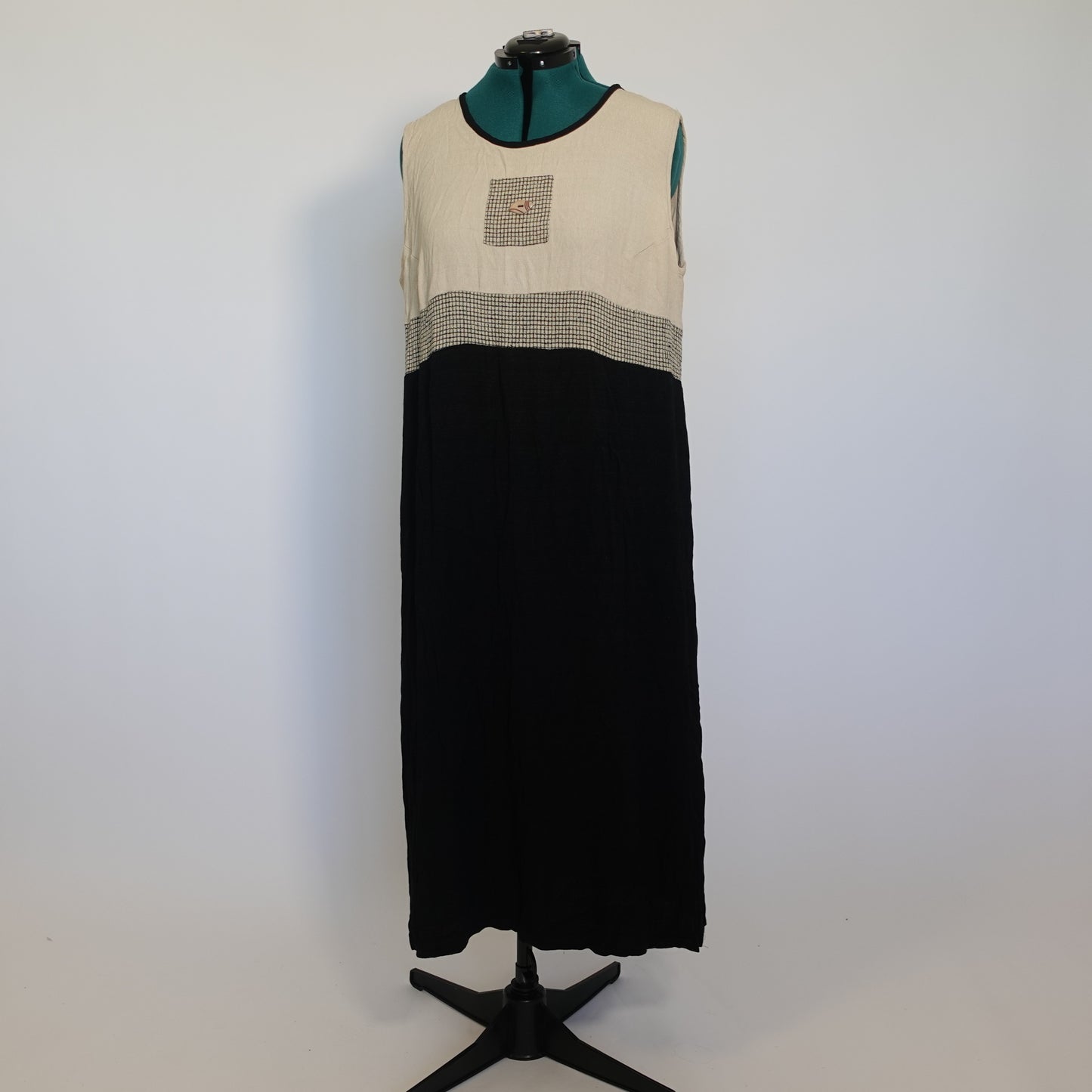 Vintage Beige and Black Patchwork Sleeveless Maxi Dress