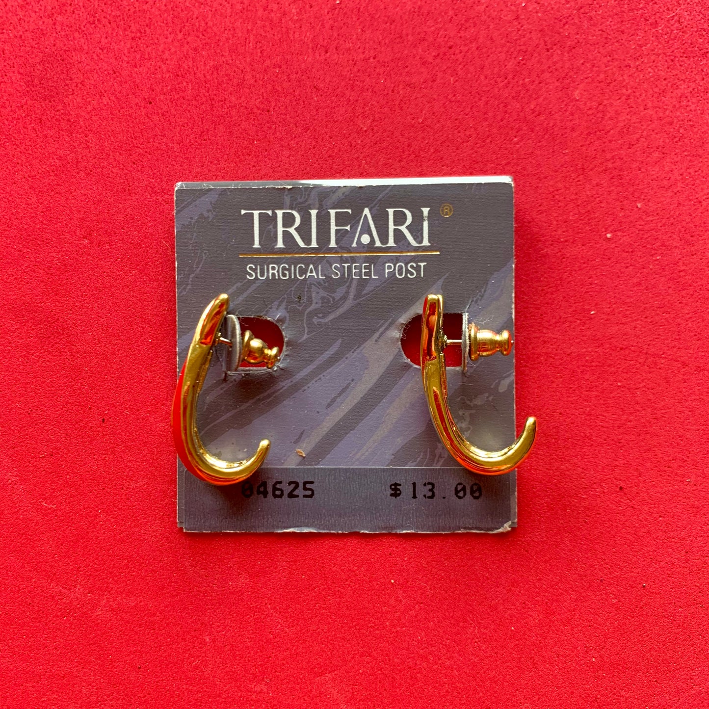 Vintage Deadstock Trifari Red and Gold Ribbon Earrings