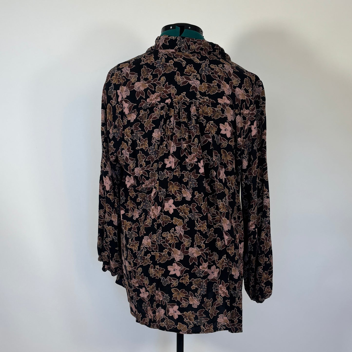 Torrid Dark Moody Floral Collared Tunic Top