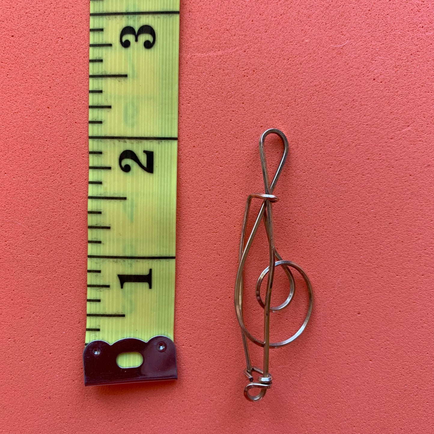 Vintage Gold-Toned Music Note Brooch