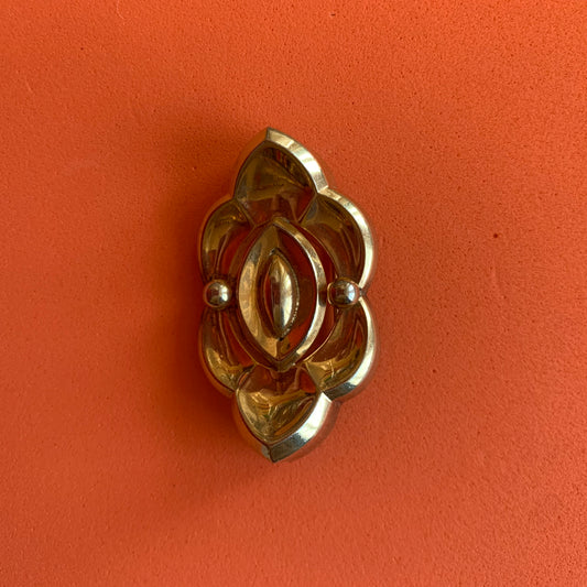Vintagen Gold-Toned Floral Godess Brooch