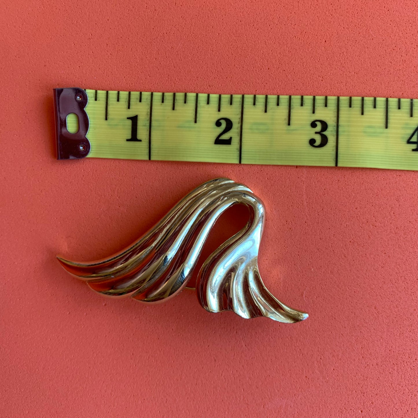 Vintage Gold-Toned Swoop Brooch
