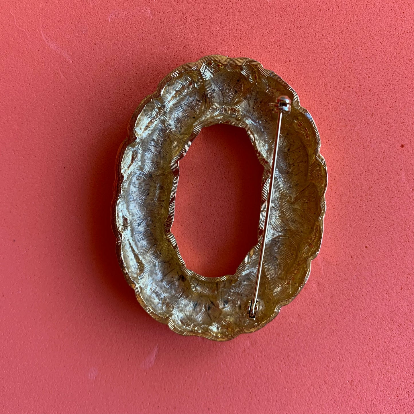 Vintage Gold-Toned Braided Oval Brooch