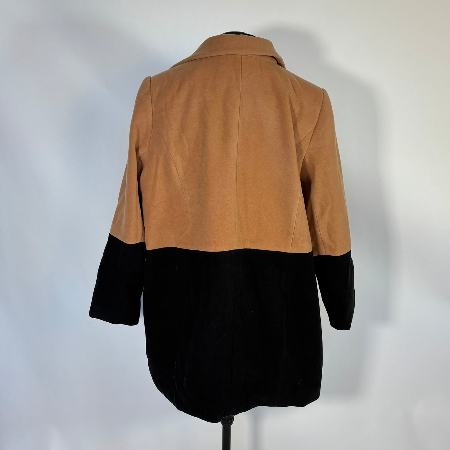 Eloquii Camel and Black Colorblock Trench Coat NWT
