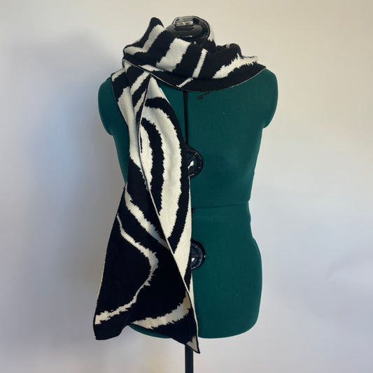 Eloquii Black and White Knit Scarf NWT