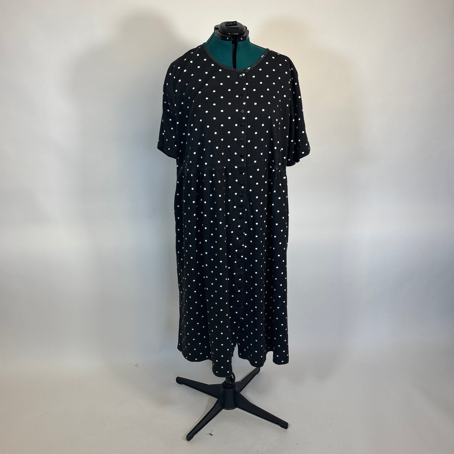 Vintage Black and White Button Front House Dress