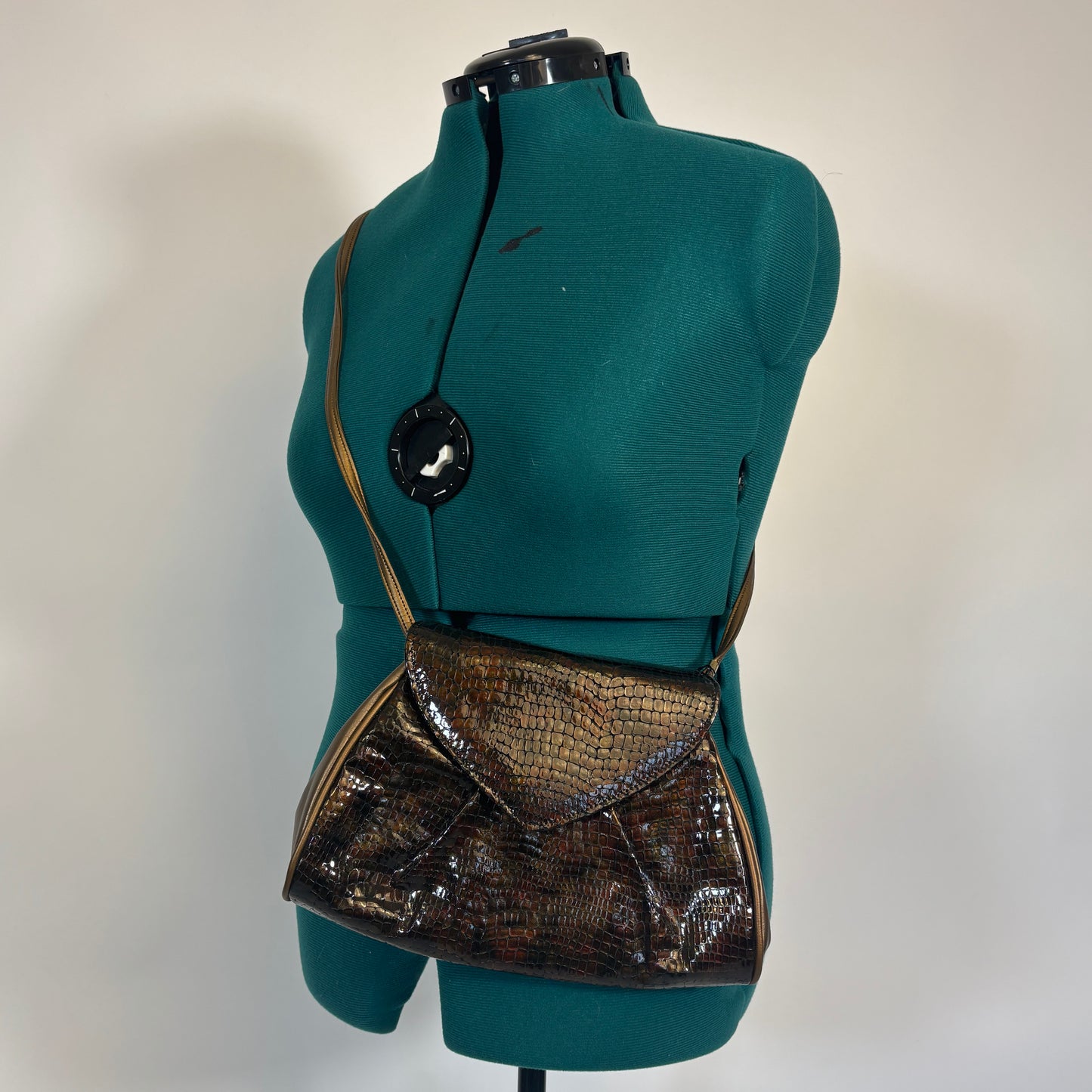 Vintage Brown Faux Animal Skin Envelope Style Convertible Crossbody Purse