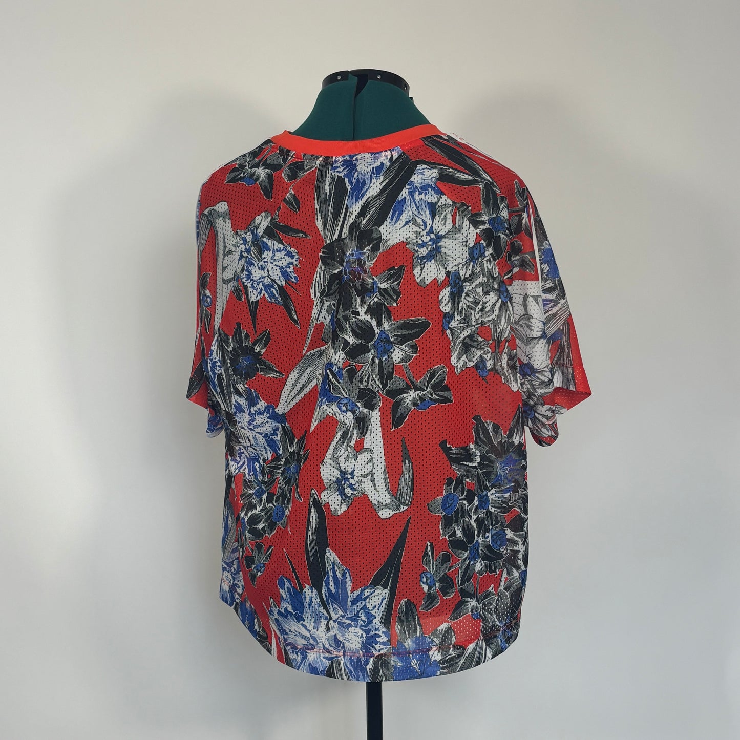 Nike Tropical Print Logo Jersey NWT
