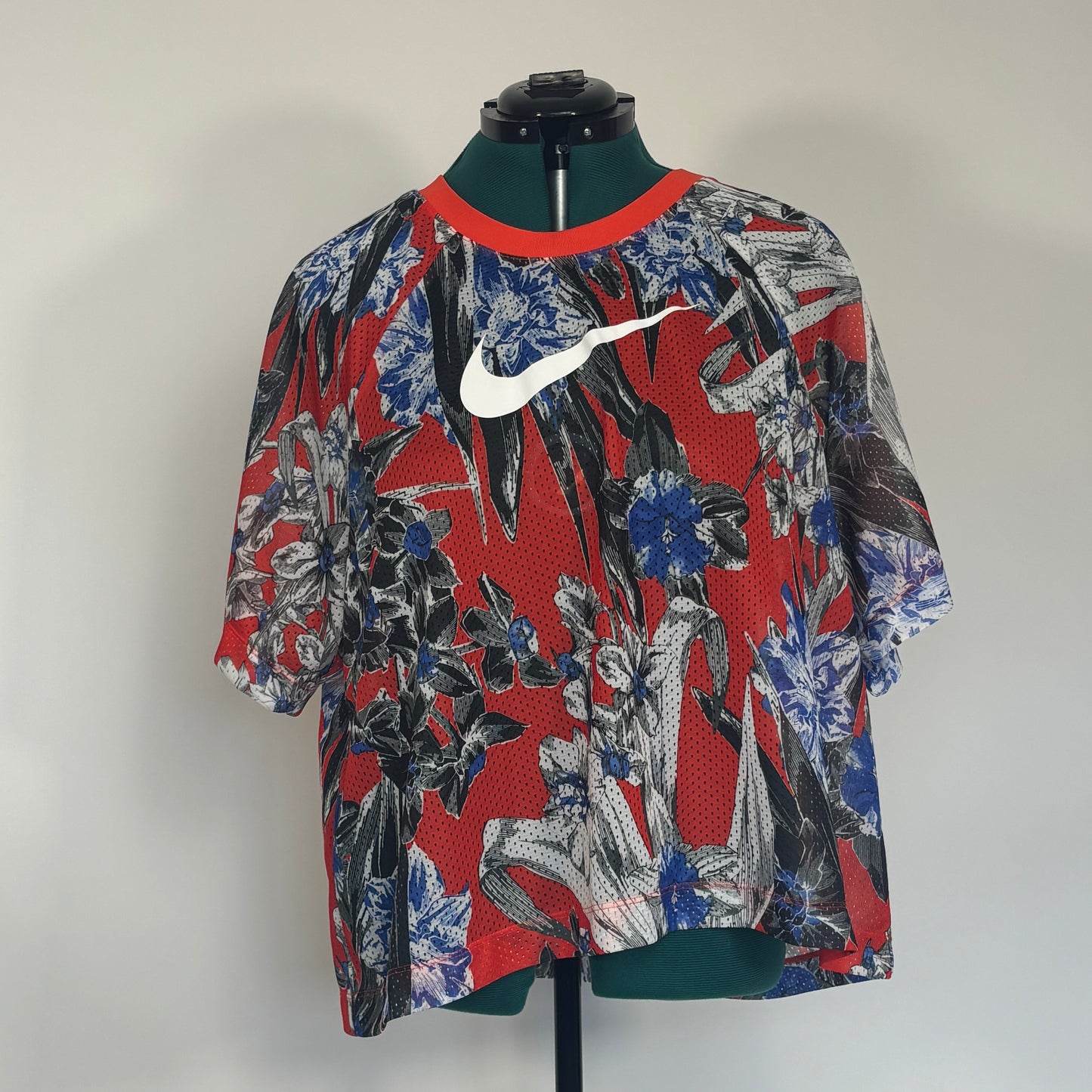 Nike Tropical Print Logo Jersey NWT
