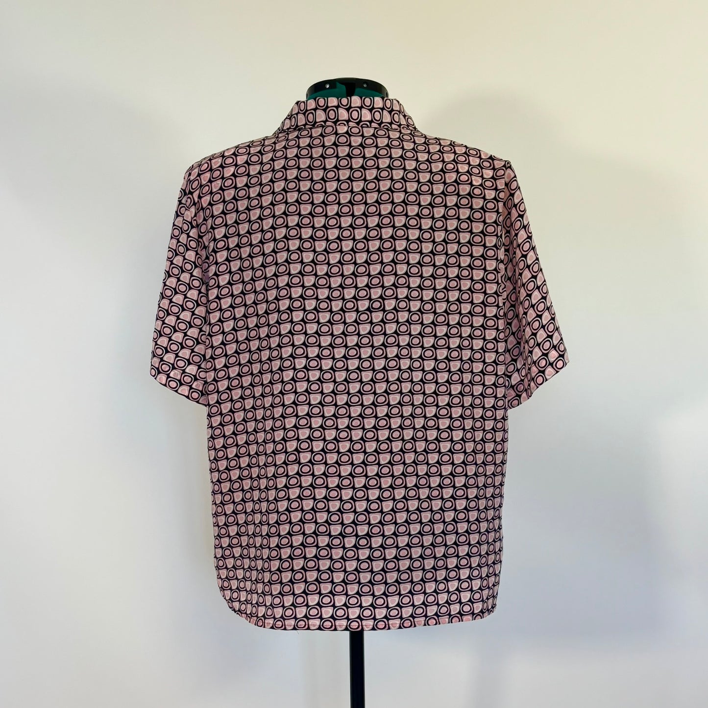 Vintage VOIR Pink and Black Geometric Print Short Sleeve Button Up