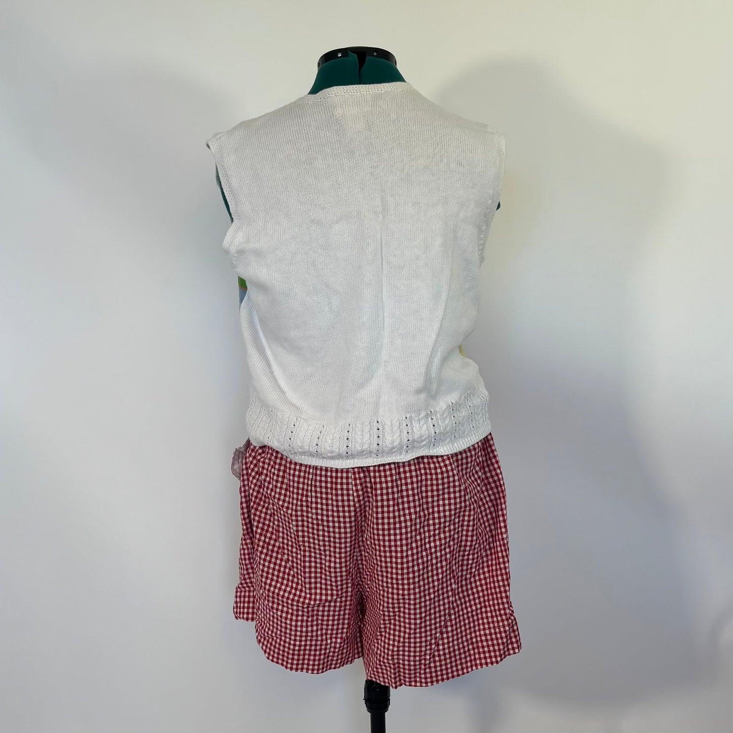 Vintage 90s Coastal Grandma Sleeveless Sweater Vest
