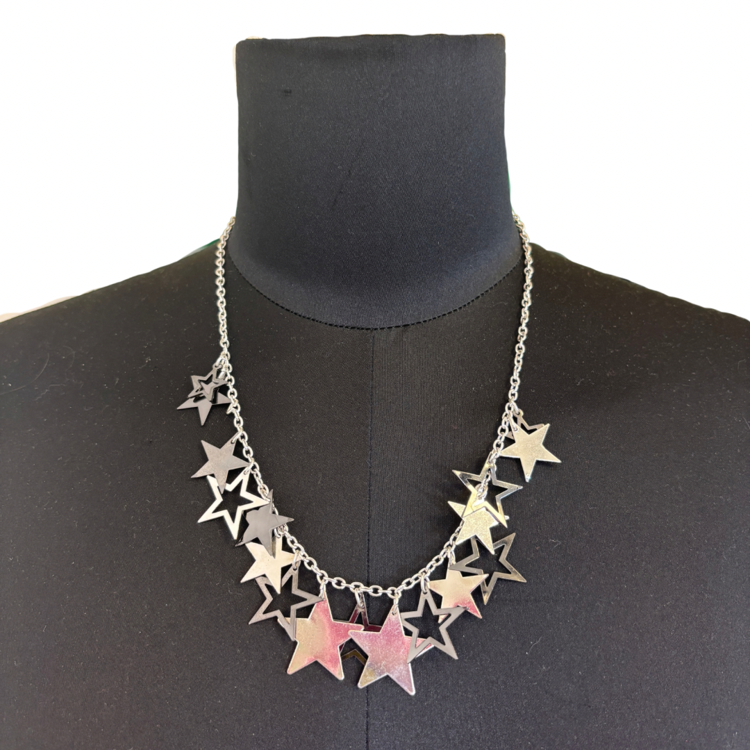 Y2K-Inspired Silver Toned Star Necklace