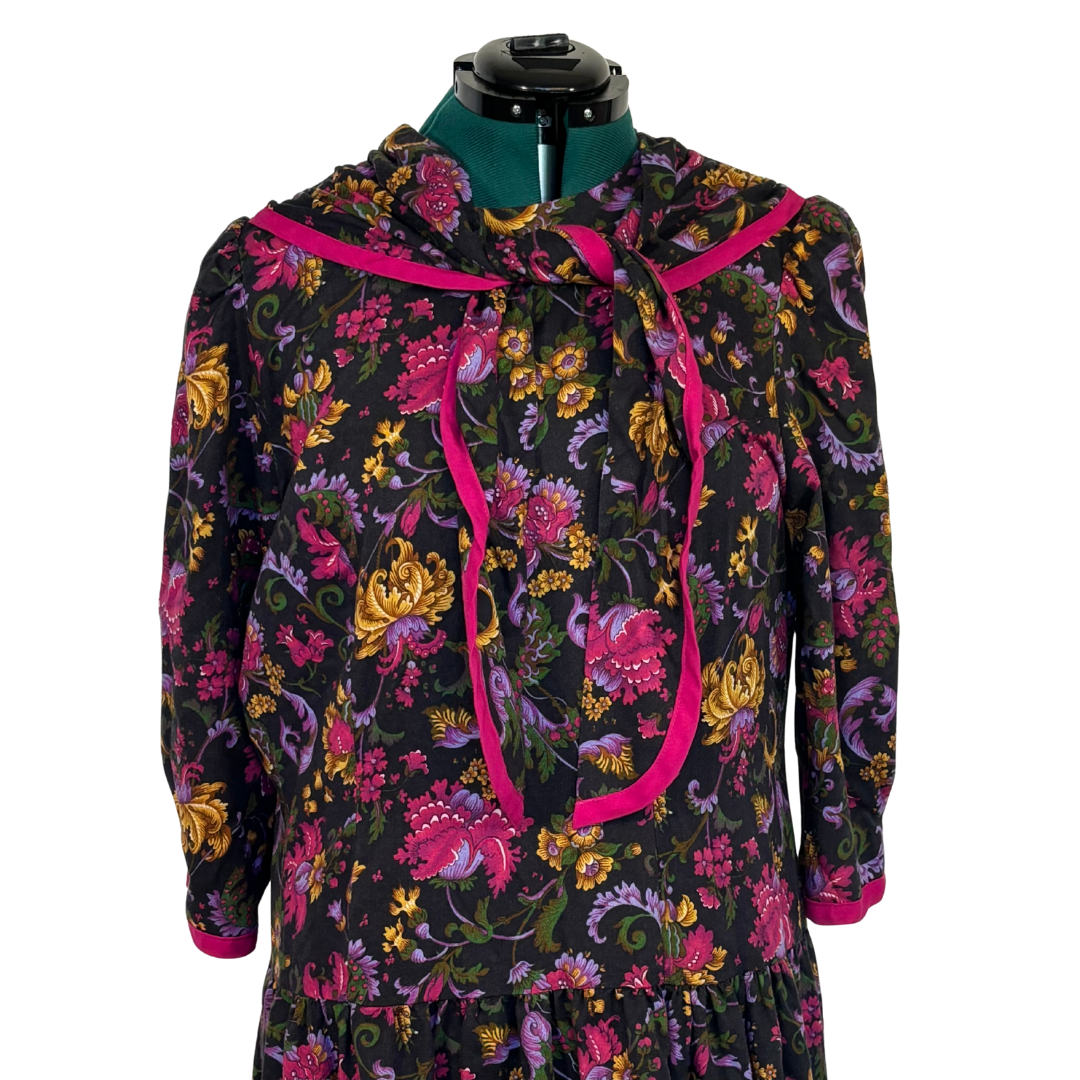 Vintage Floral Print Dress with Neck Tie Detail